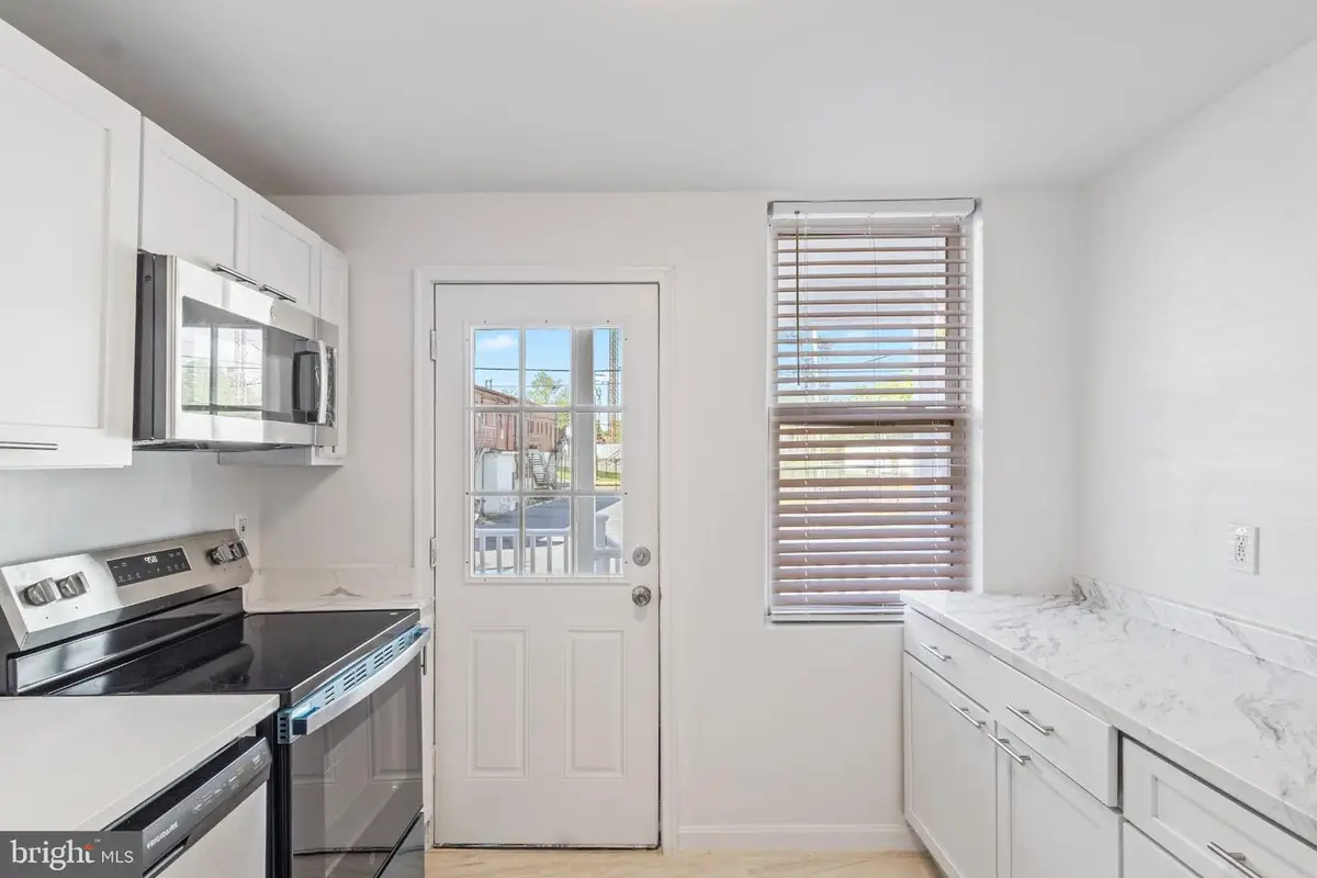 804 Unetta Ave, Baltimore, MD 21229 - #1