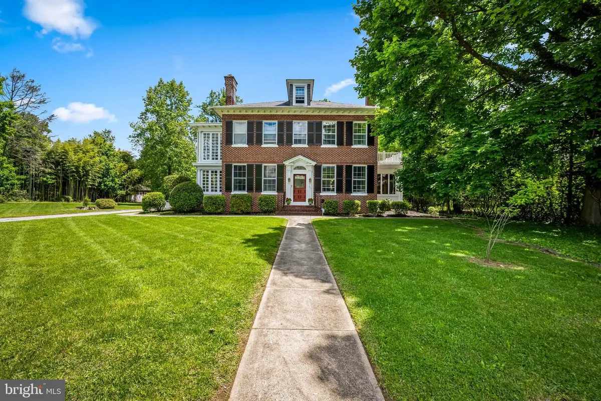 527 Nottingham Rd, Baltimore, MD 21229 - #1
