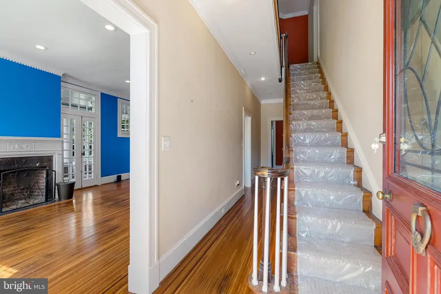 527 Nottingham Rd, Baltimore, MD 21229 - #3