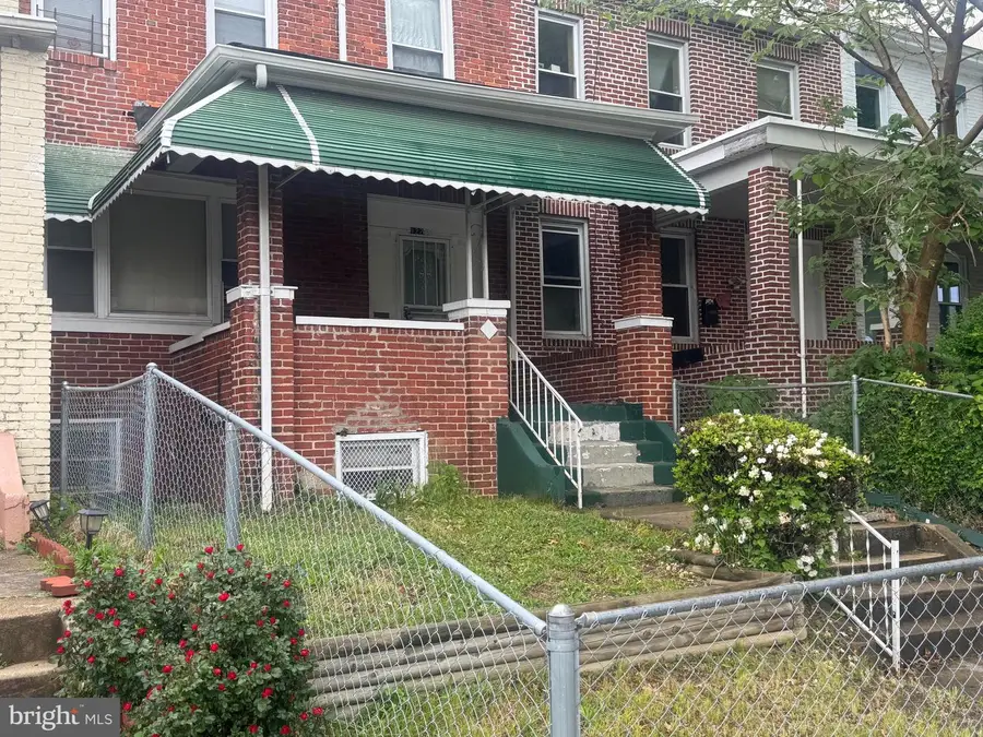 122 Hilton St, Baltimore, MD 21229 - #3