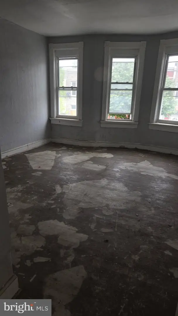 1124 N Monroe St, Baltimore, MD 21217 - #3