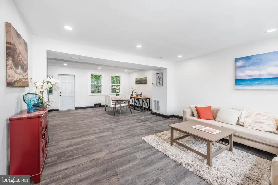 2727 Ellicott Dr, Baltimore, MD 21216 - #3