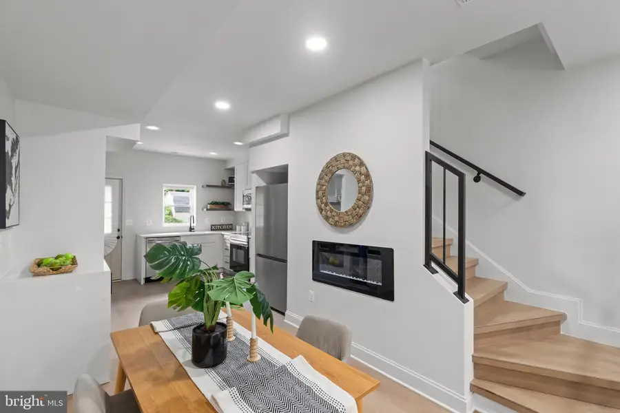 124 N Mount St, Baltimore, MD 21223 - #2