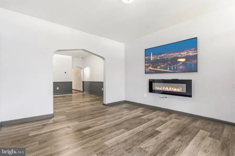 2732 Baker St, Baltimore, MD 21216 - #3