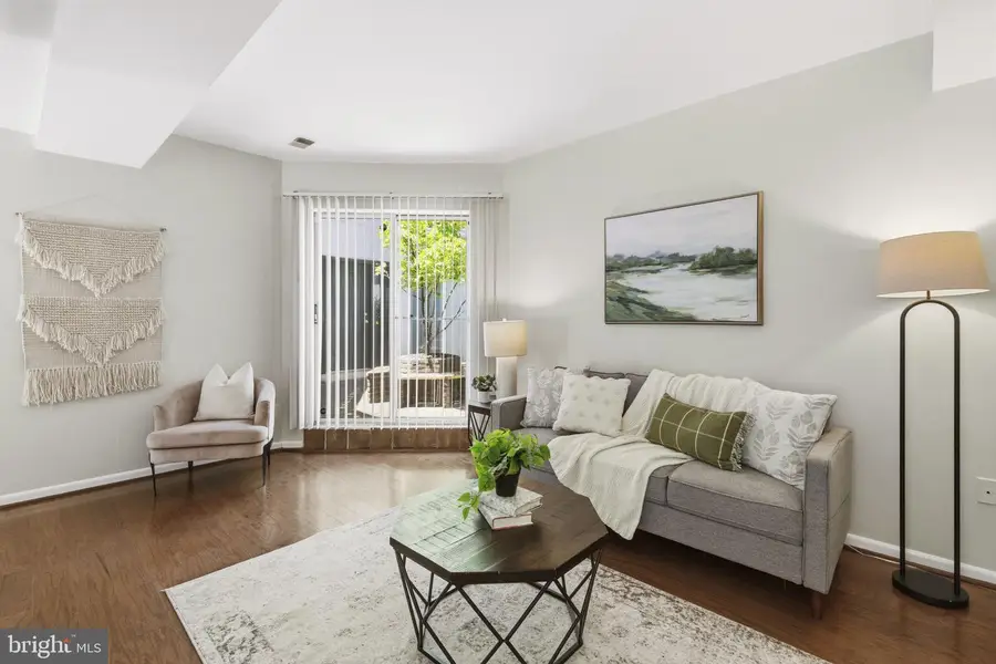 20 E Wheeling St #2, Baltimore, MD 21230 - #3