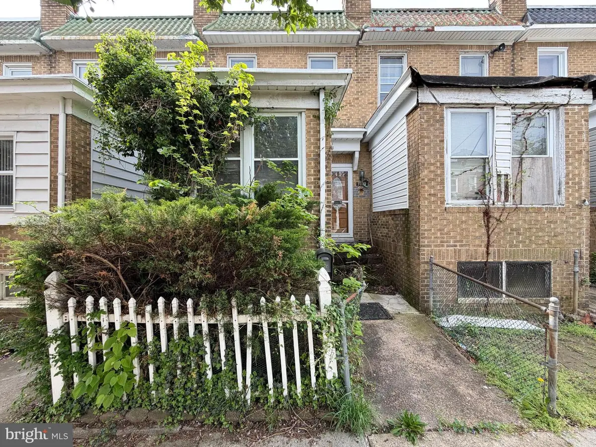 3109 Brighton St, Baltimore, MD 21216 - #1