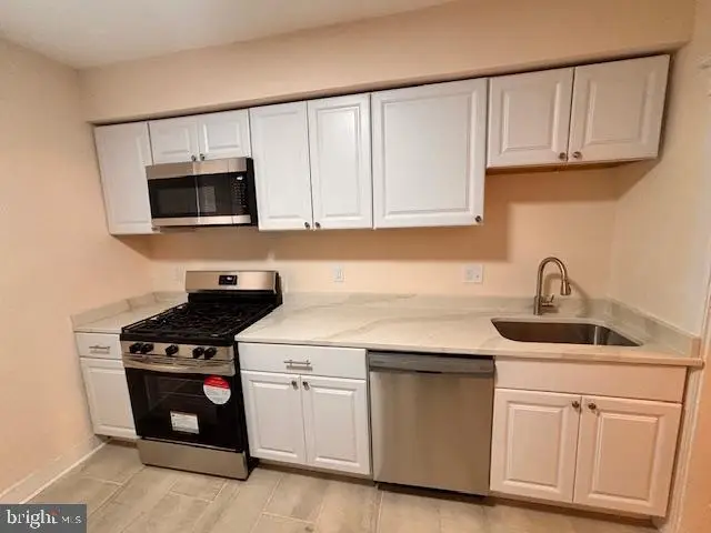 409 Poplar Grove St, Baltimore, MD 21223 - #2