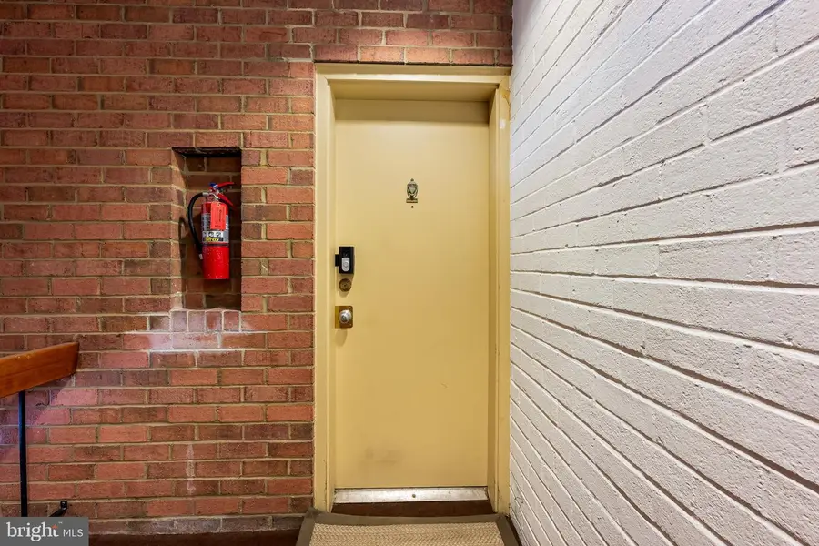16 Cross Keys Rd #16e, Baltimore, MD 21210 - #2