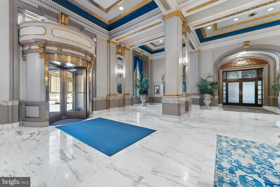 1 E Chase St #305, Baltimore, MD 21202 - #3