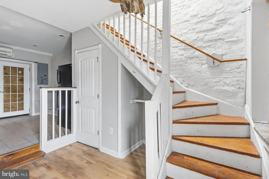517 Callender St, Baltimore, MD 21230 - #2
