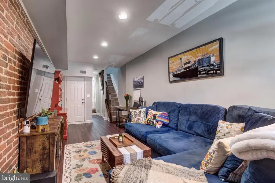 1217 S Clinton St, Baltimore, MD 21224 - #2