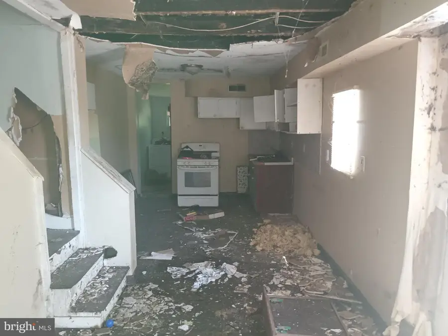 407 Font Hill Ave, Baltimore, MD 21223 - #2