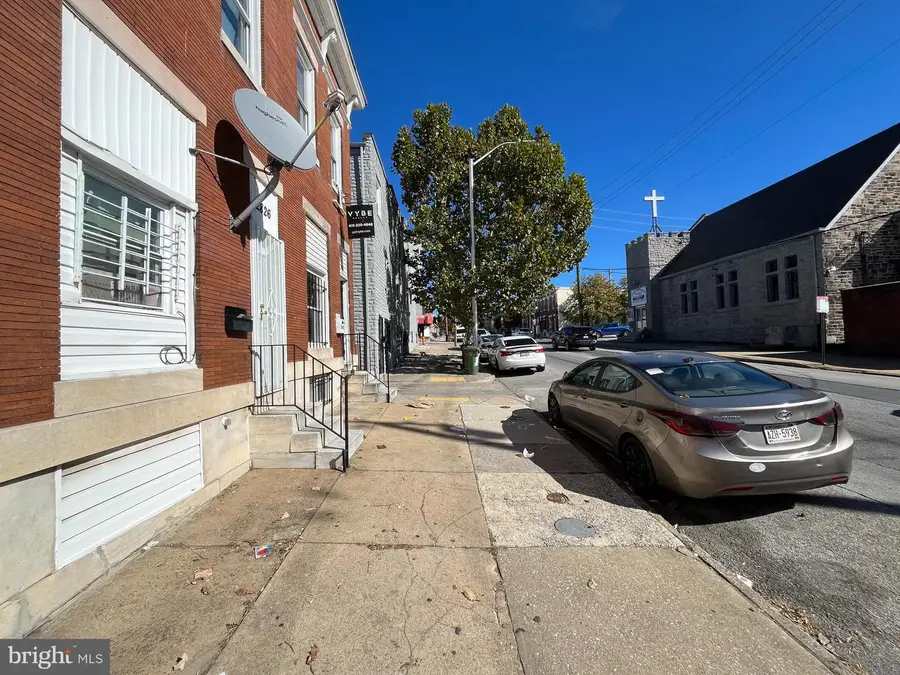 2826 E Monument St, Baltimore, MD 21205 - #3