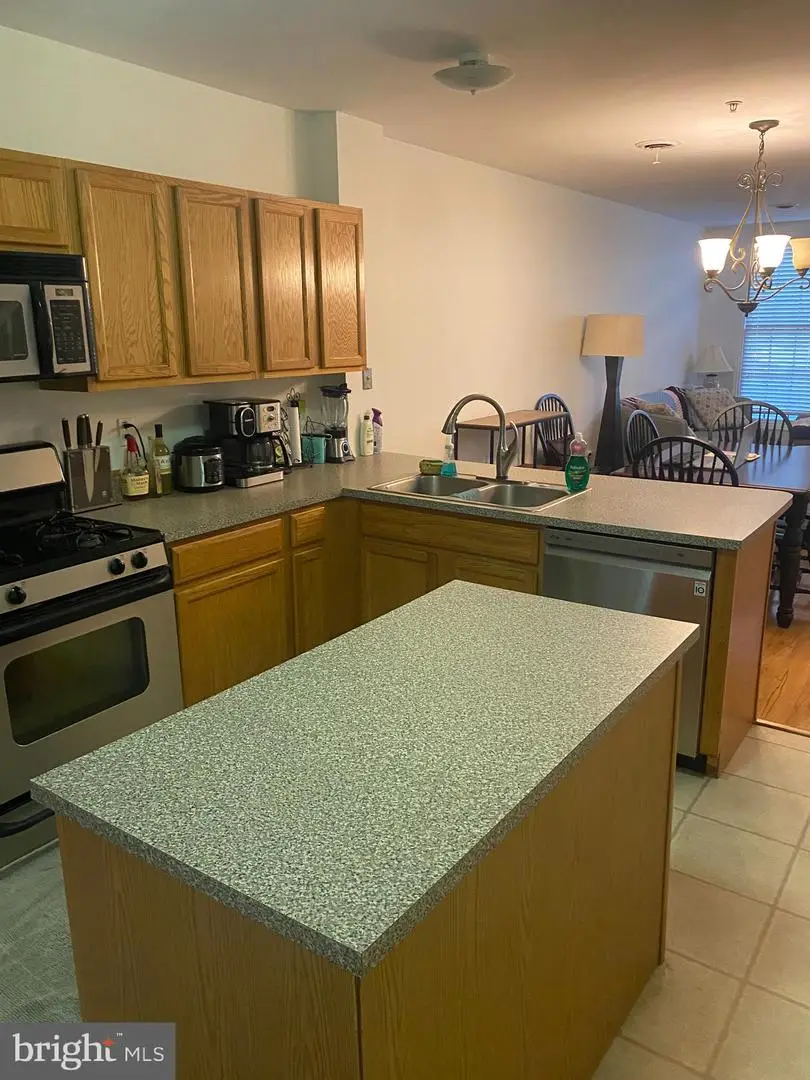 518 Saint Mary Street, Baltimore, MD 21201 - #3