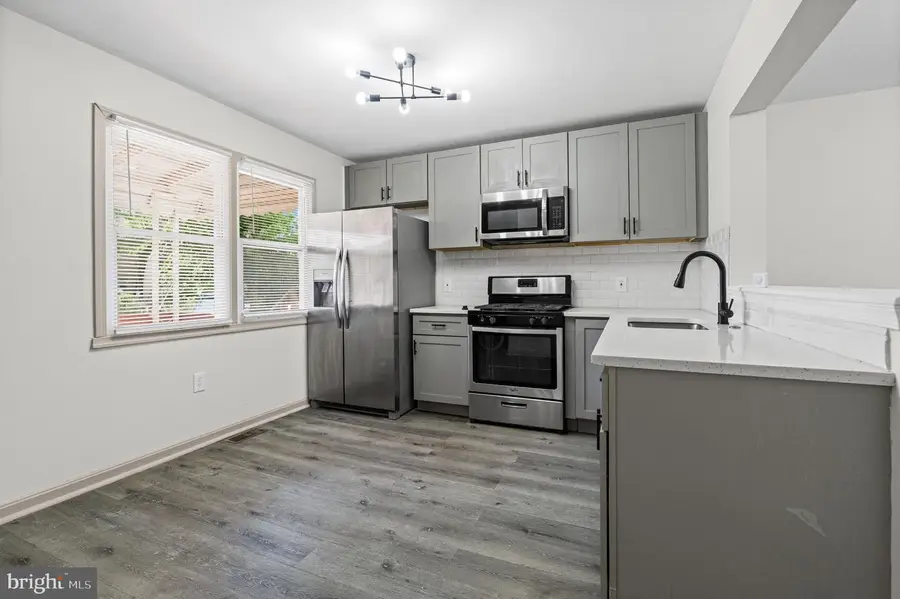 1502 Leslie St, Baltimore, MD 21217 - #3