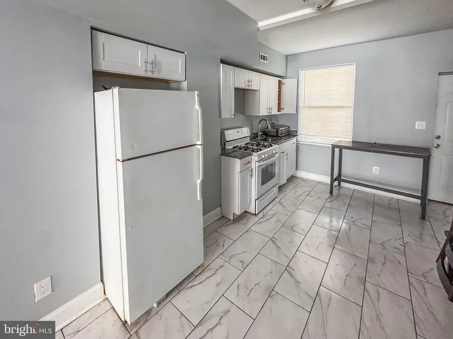 604 N Curley St, Baltimore, MD 21205 - #2