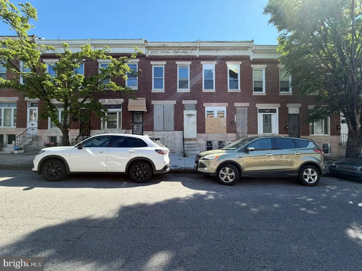 2425 Mcculloh St, Baltimore, MD 21217 - #1