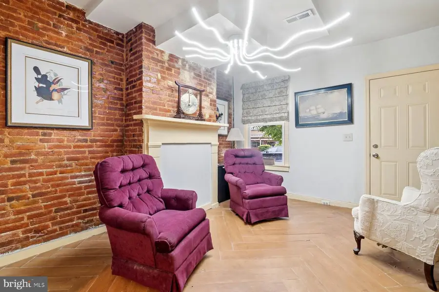 1216 W Pratt St, Baltimore, MD 21223 - #3