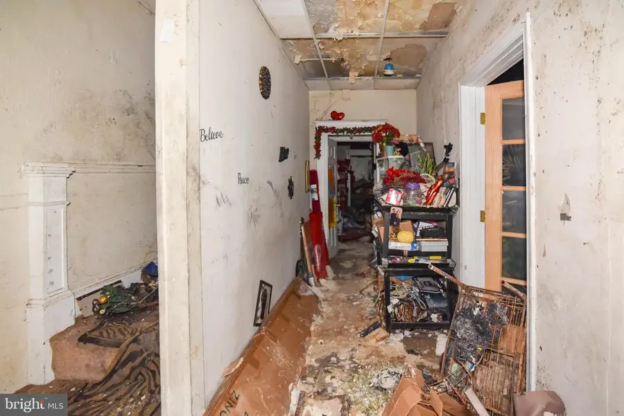 2470 Keyworth Ave, Baltimore, MD 21215 - #3