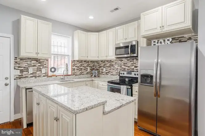 318 E 28th St, Baltimore, MD 21218 - #3