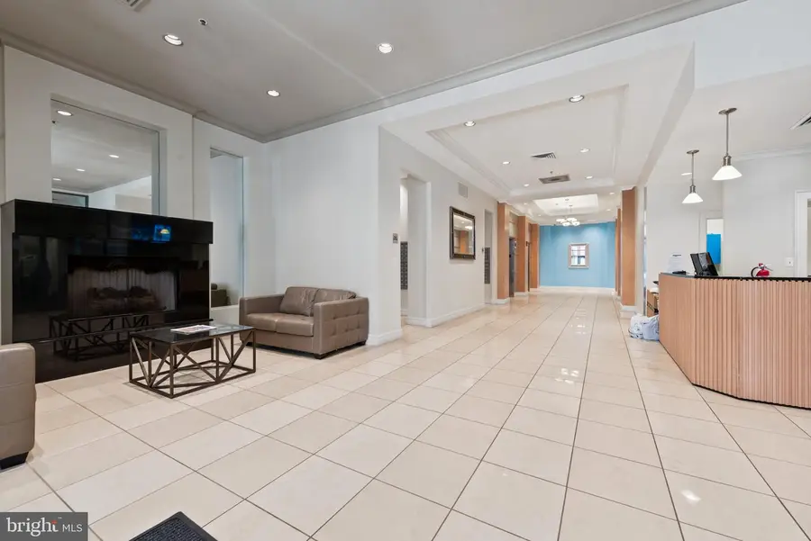 414 Water St #1813, Baltimore, MD 21202 - #3