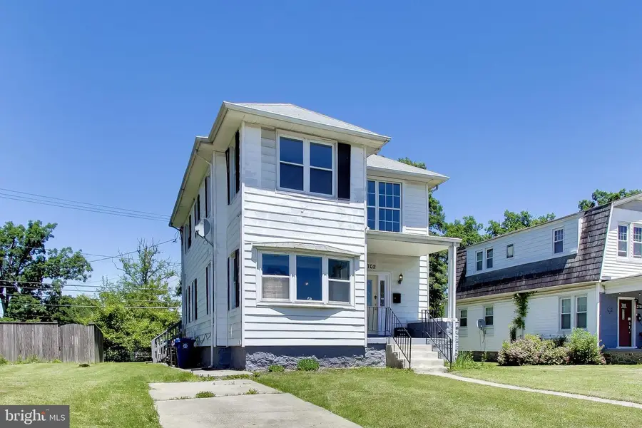 2702 Oakley Ave, Baltimore, MD 21215 - #2
