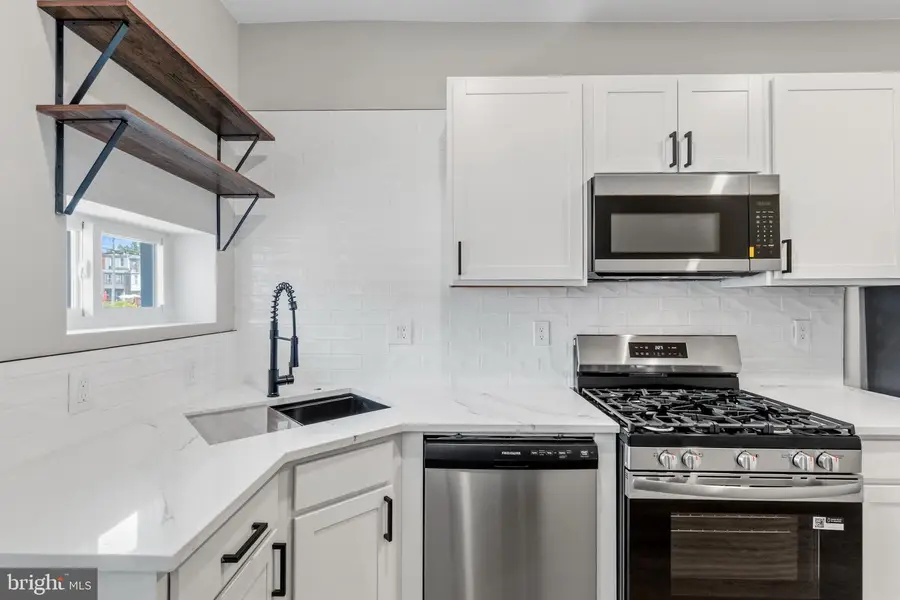 1410 E Lanvale St, Baltimore, MD 21213 - #3