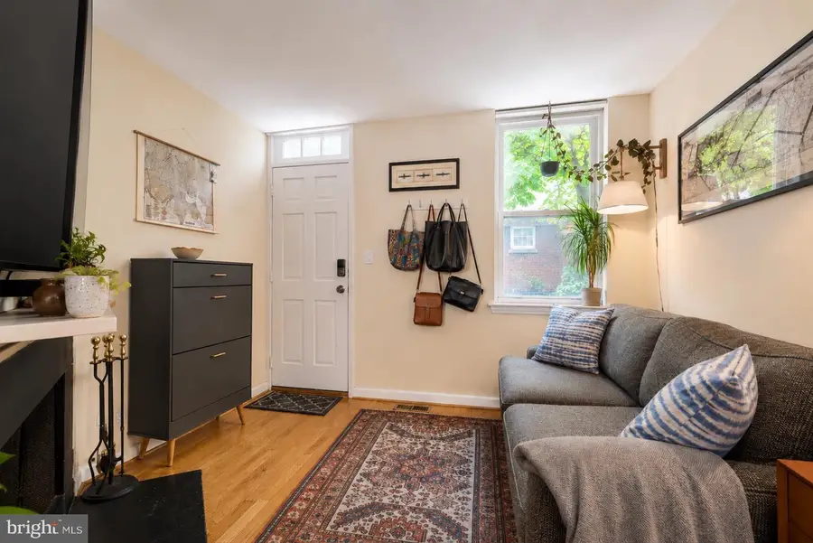 1247 Knox Ct, Baltimore, MD 21230 - #3