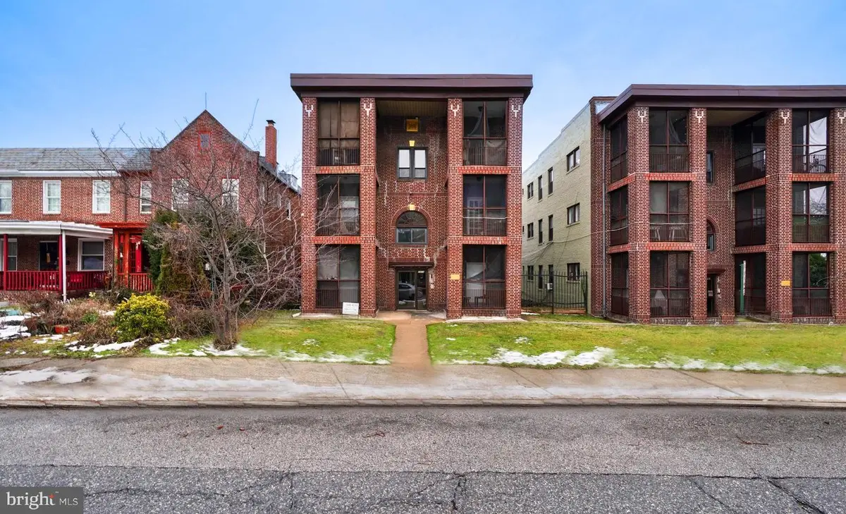 2111 Park Ave, Baltimore, MD 21217 - #1