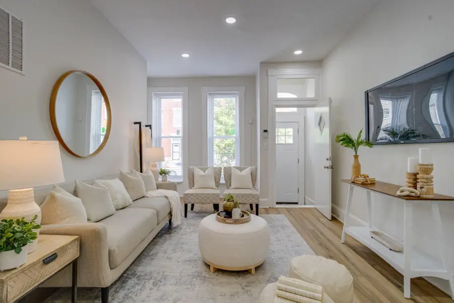 309 E 23rd St, Baltimore, MD 21218 - #2