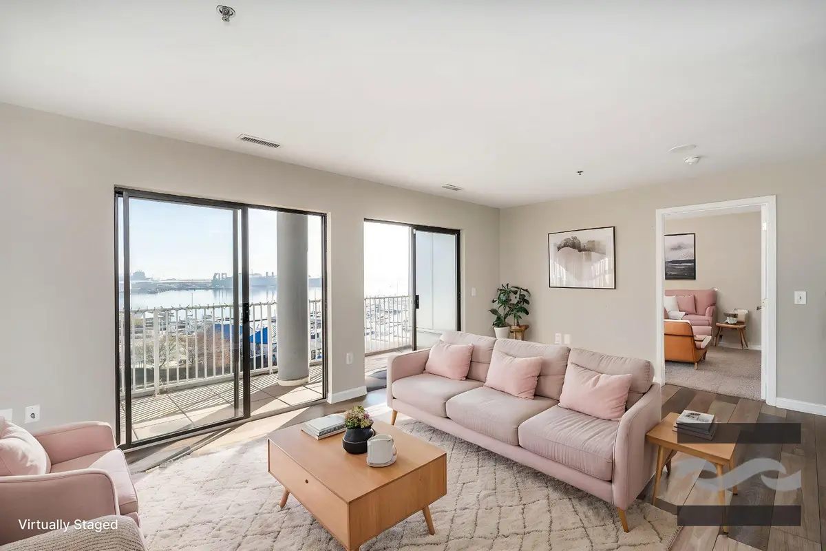 2702 Lighthouse Pt E #532, Baltimore, MD 21224 - #1