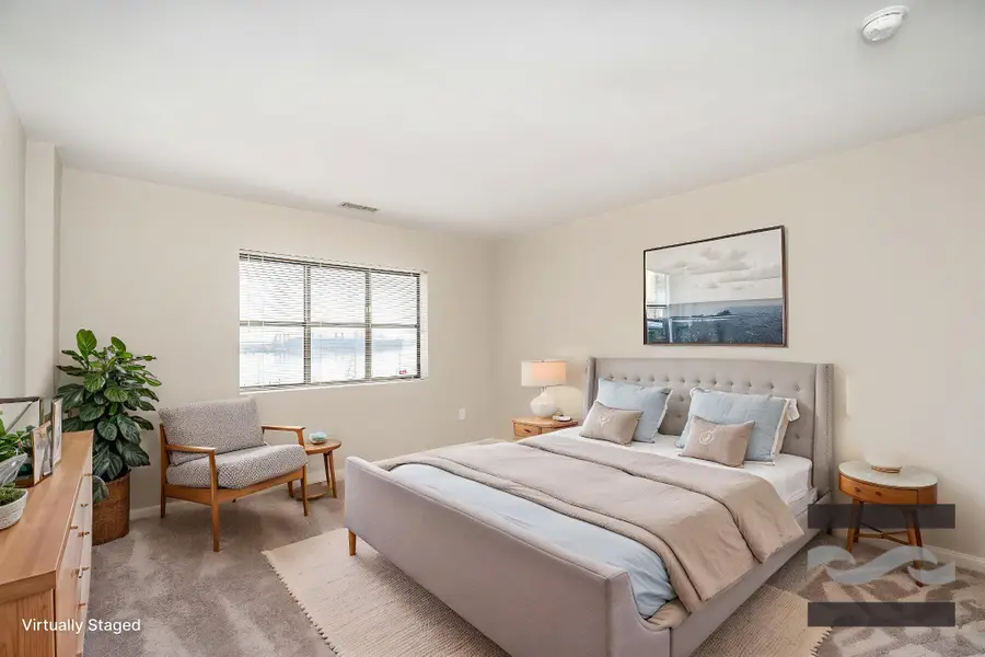 2702 Lighthouse Pt E #532, Baltimore, MD 21224 - #2