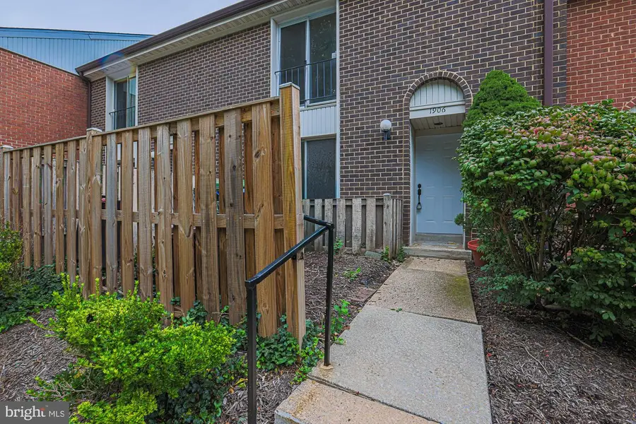1906 Greenhaven Dr, Baltimore, MD 21209 - #2