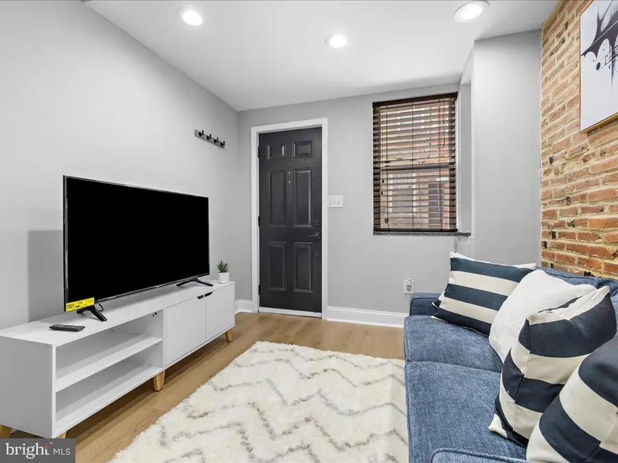 521 S Chapel St, Baltimore, MD 21231 - #3