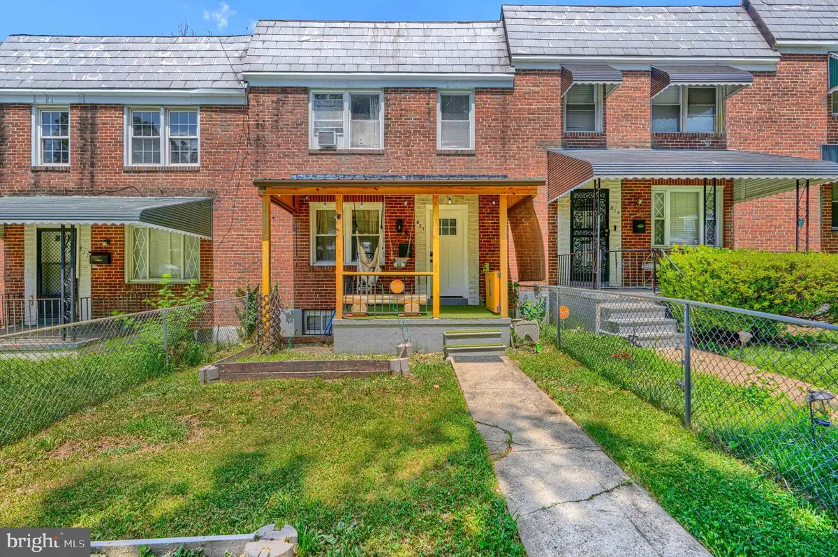 821 Wicklow Rd, Baltimore, MD 21229 - #1