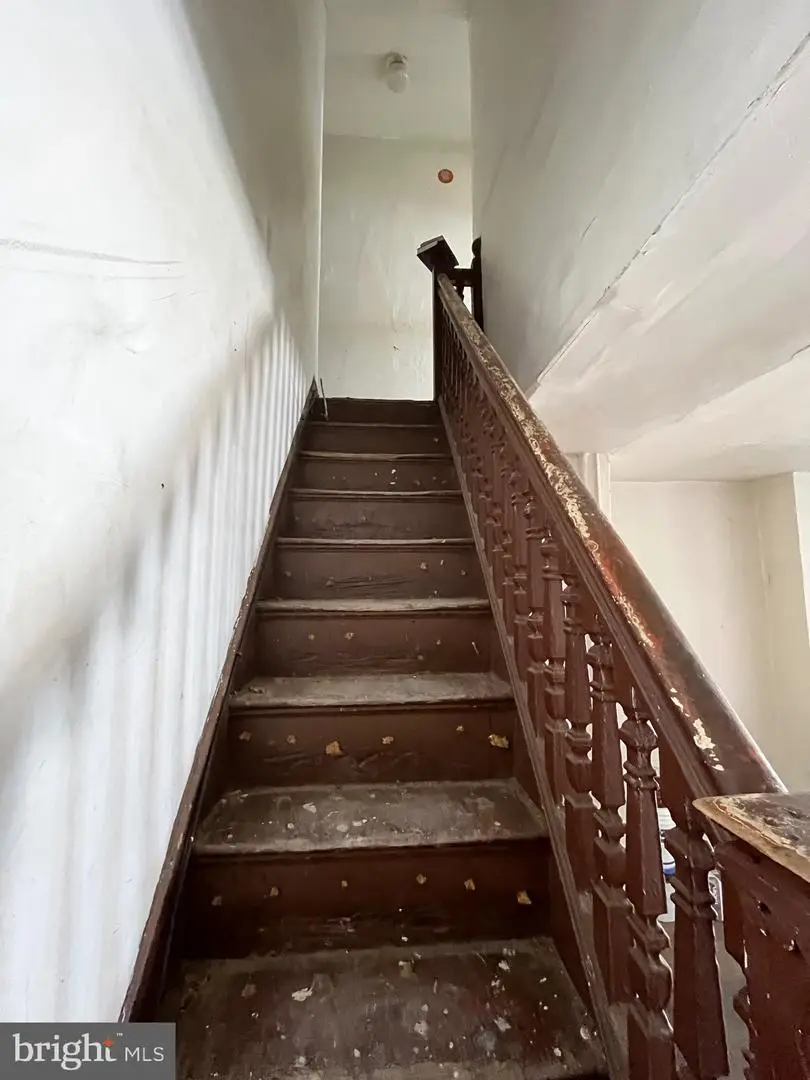 2423 Brentwood Ave, Baltimore, MD 21218 - #3