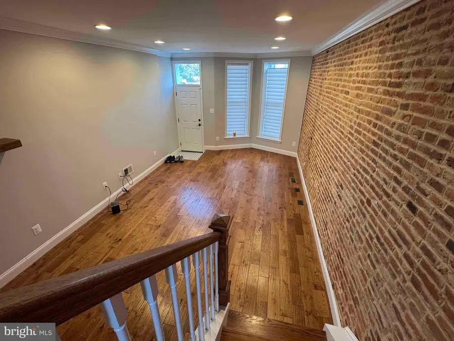 812 W 34th St, Baltimore, MD 21211 - #2