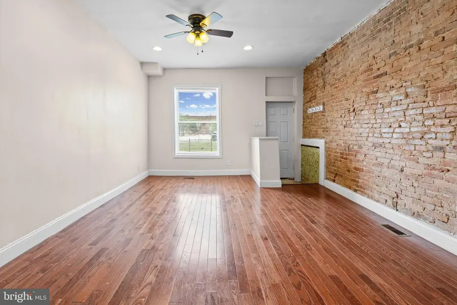 2127 W Mulberry St, Baltimore, MD 21223 - #2