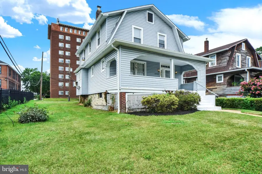 5720 Clover Rd, Baltimore, MD 21215 - #2