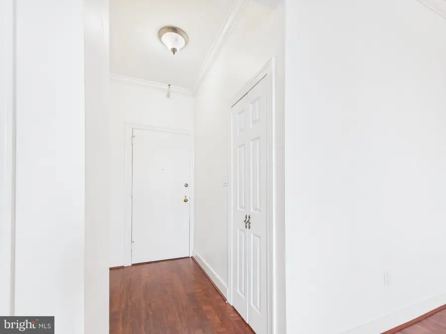 1 E Chase St #814, Baltimore, MD 21202 - #3