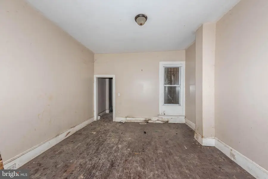 214 N Fulton Ave, Baltimore, MD 21223 - #3
