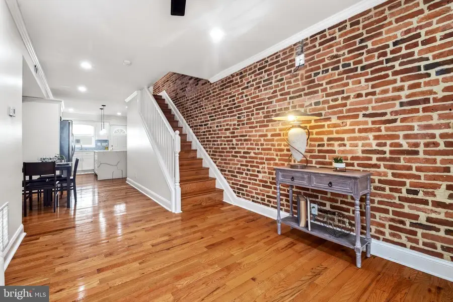 404 N Robinson St, Baltimore, MD 21224 - #2