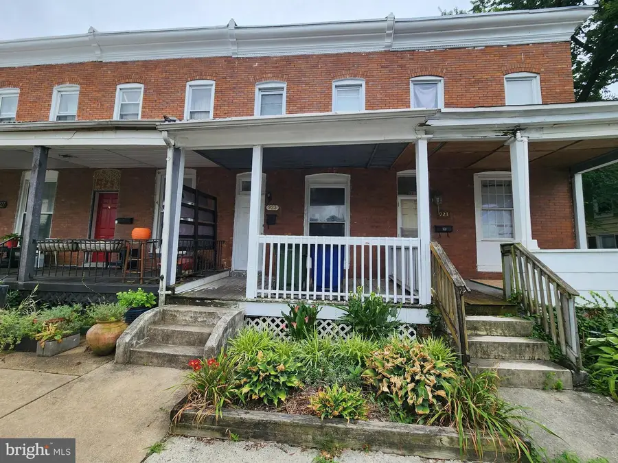 923 Montpelier St, Baltimore, MD 21218 - #2