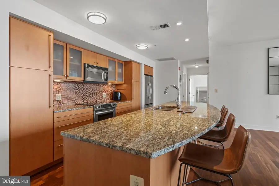 675 President St #2005, Baltimore, MD 21202 - #3