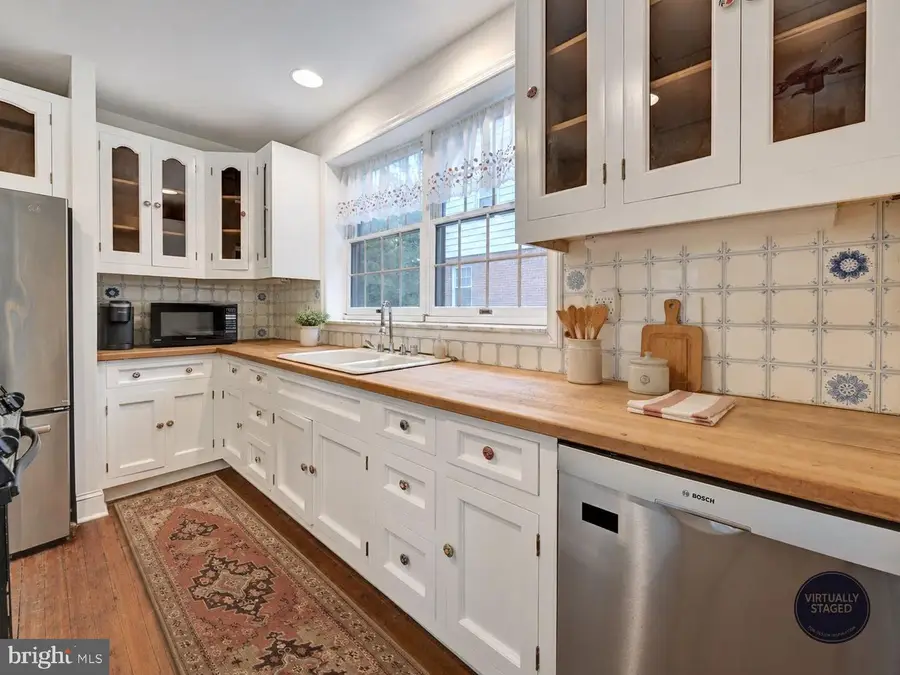 713 Brinkwood Rd, Baltimore, MD 21229 - #2