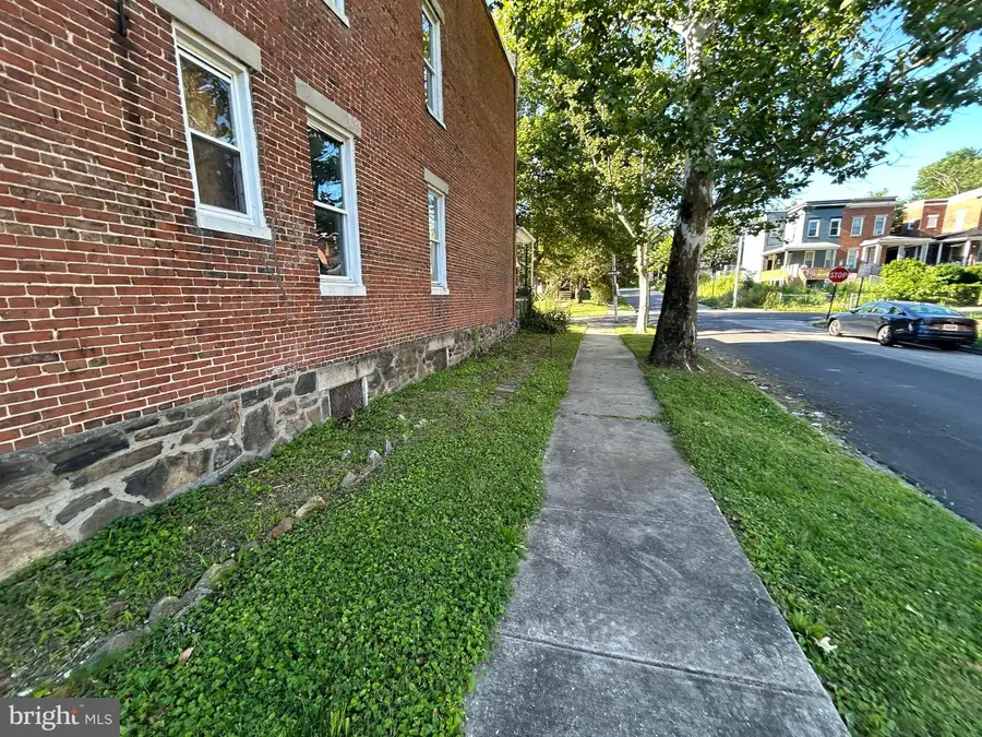 2756 W Mosher St, Baltimore, MD 21216 - #3