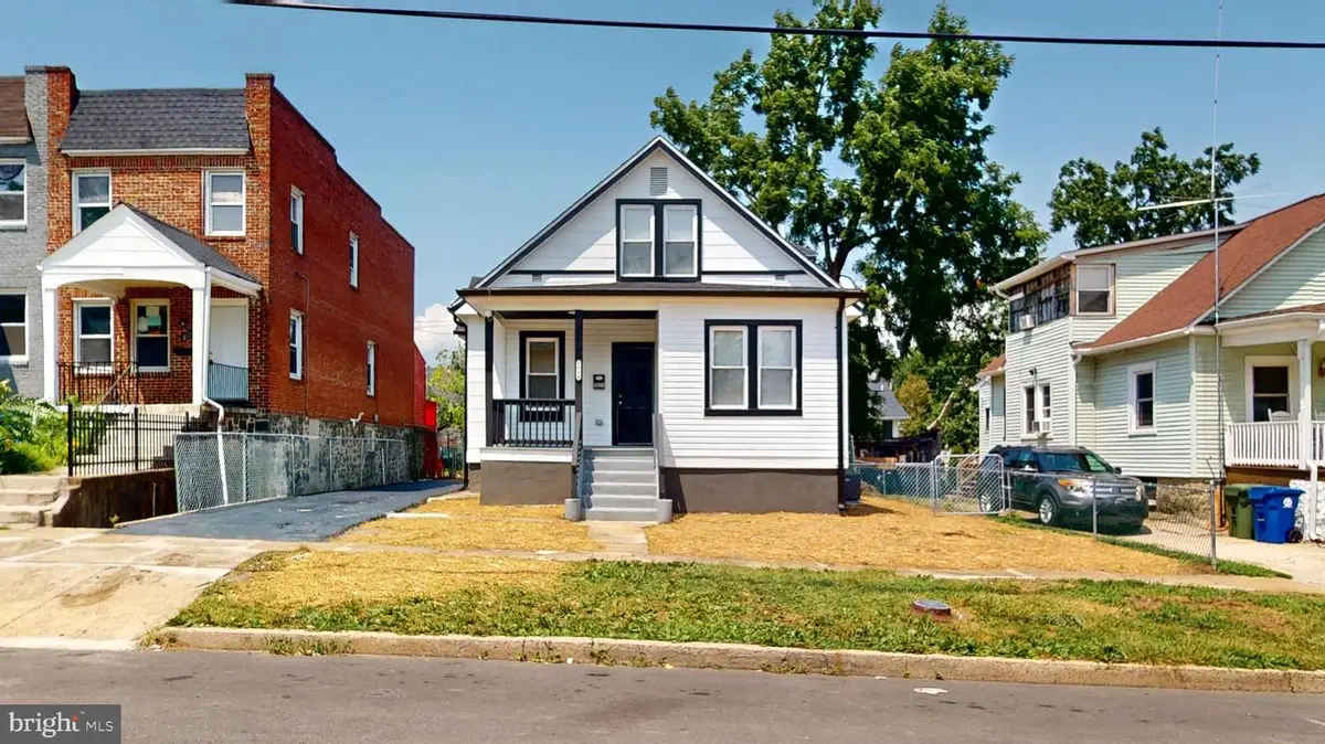 3024 Virginia Ave, Baltimore, MD 21215 - #1