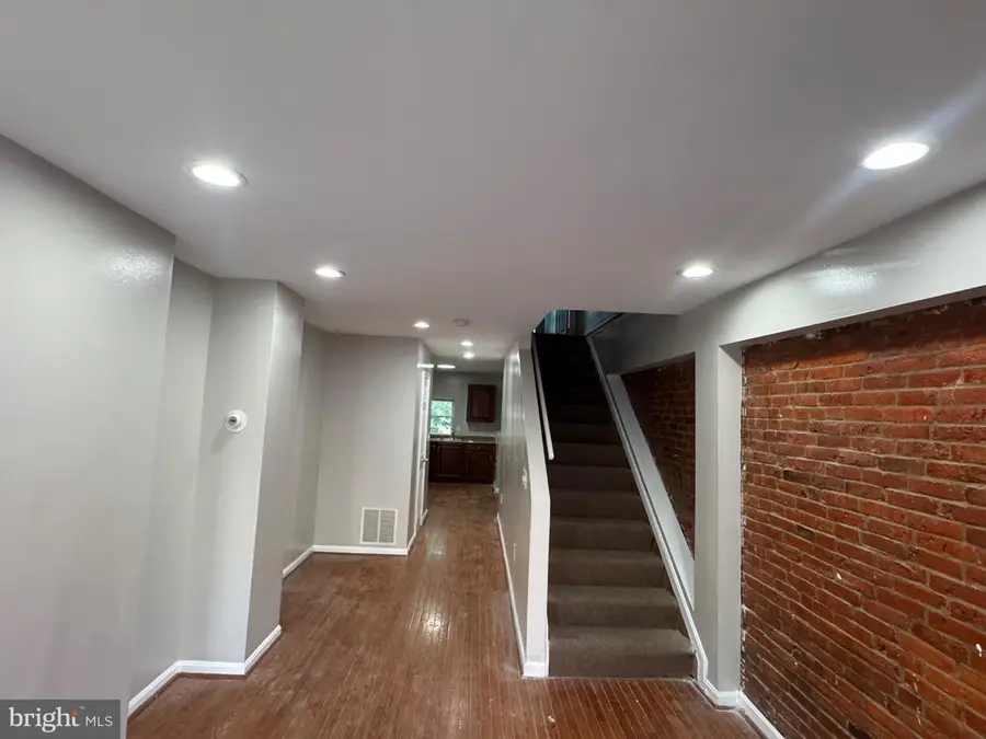 1123 Sargeant St, Baltimore, MD 21223 - #3