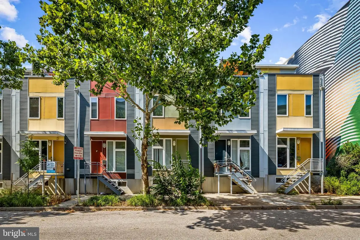 432 E Oliver St, Baltimore, MD 21202 - #1