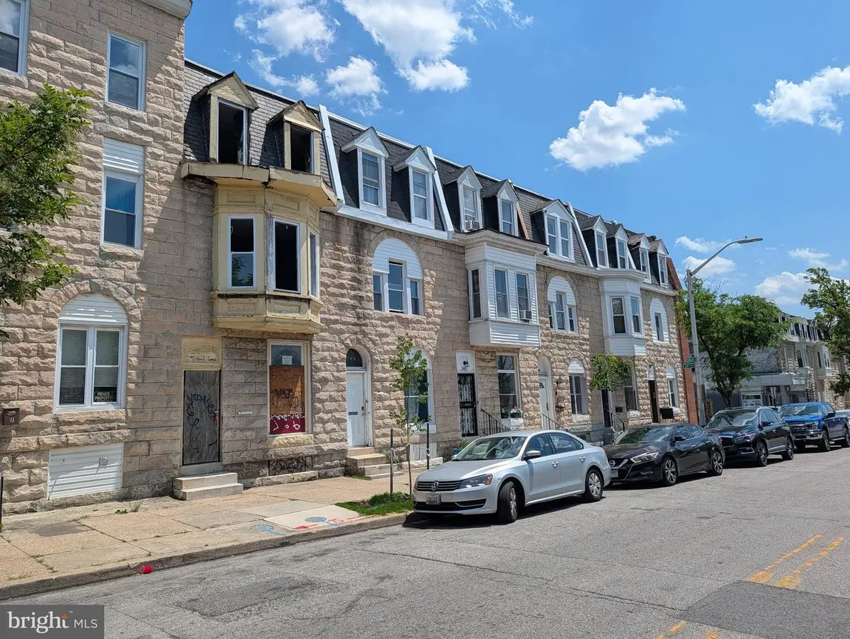 2415 Barclay St, Baltimore, MD 21218 - #1